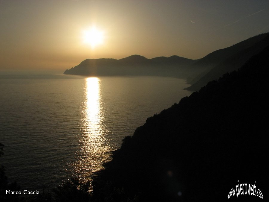 22_Tramonto da Corniglia.JPG